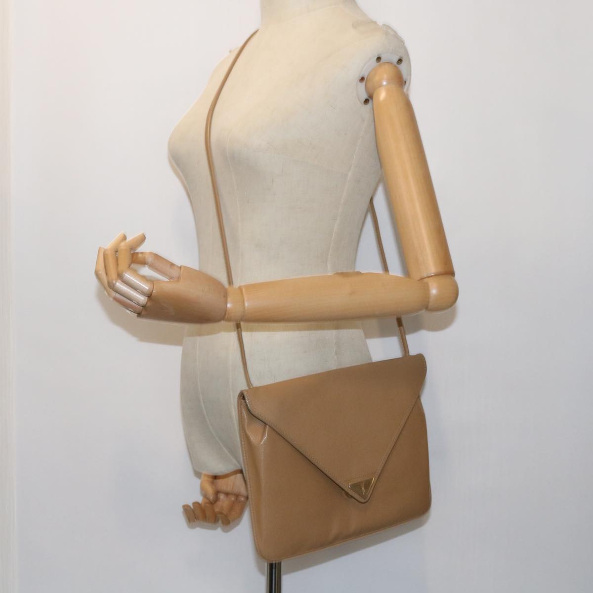 SAINT LAURENT Shoulder Bag Leather Beige Auth bs8609