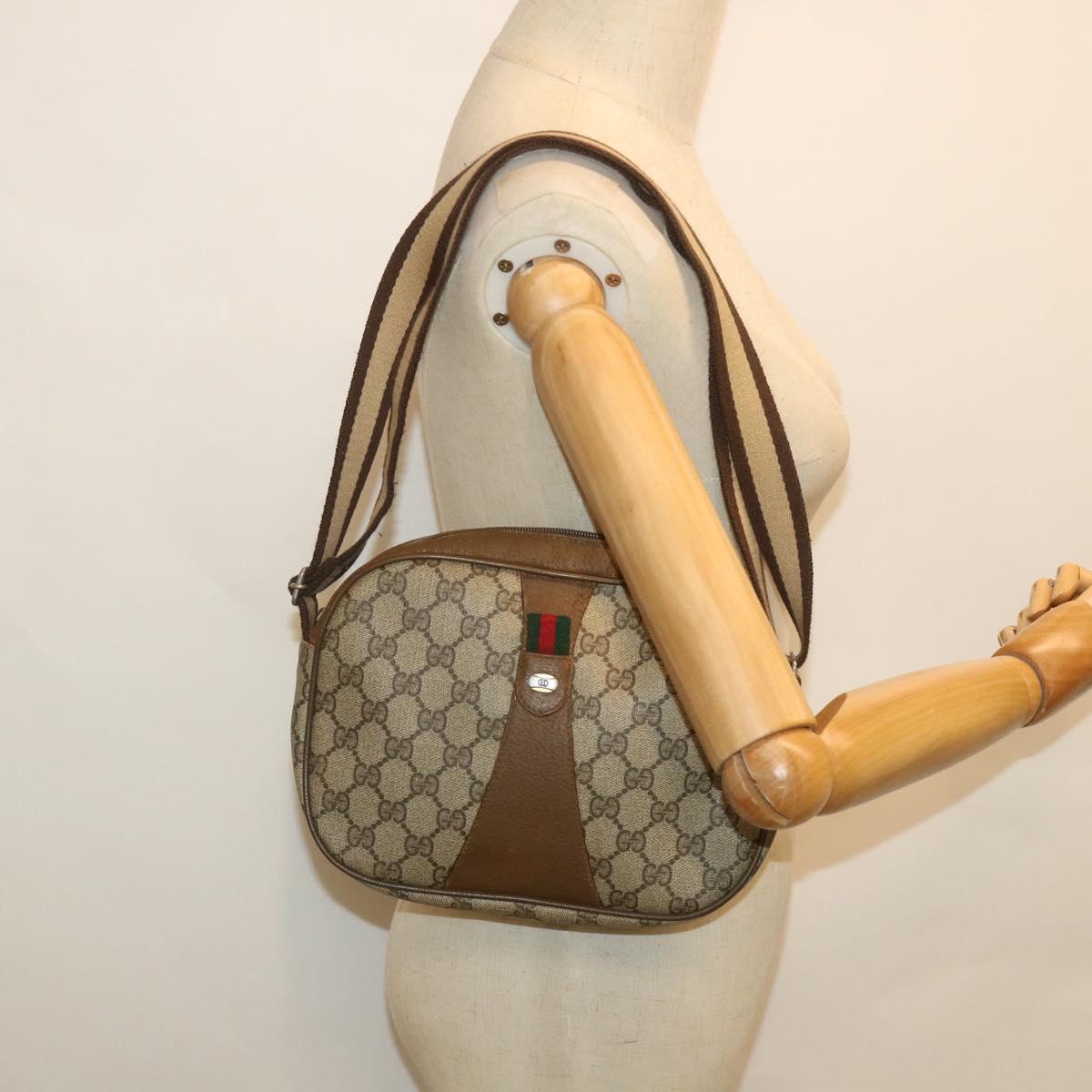 GUCCI GG Supreme Web Sherry Line Shoulder Bag Beige Red 89 01 034 Auth bs9010