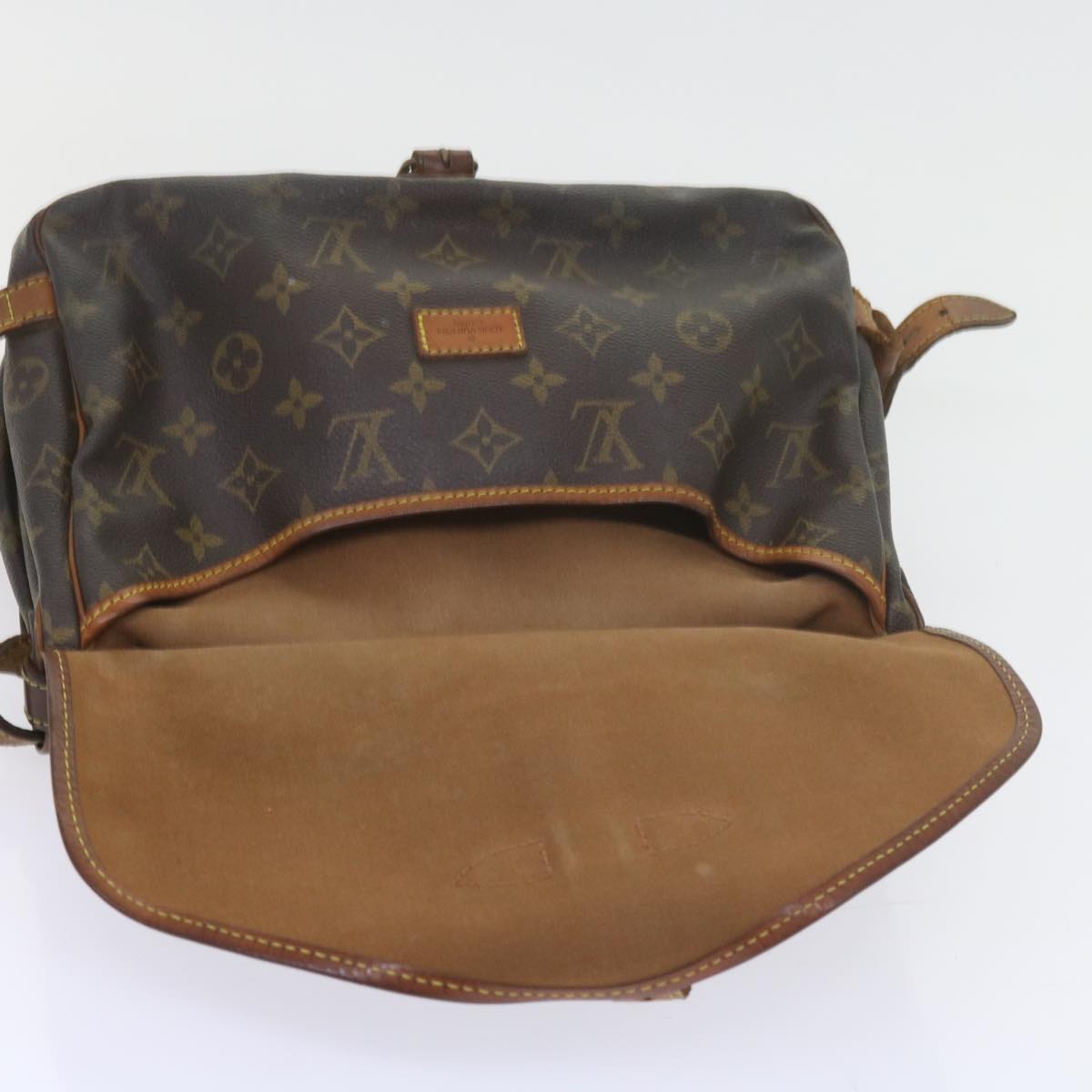 LOUIS VUITTON Monogram Saumur 30 Shoulder Bag M42256 LV Auth bs9057