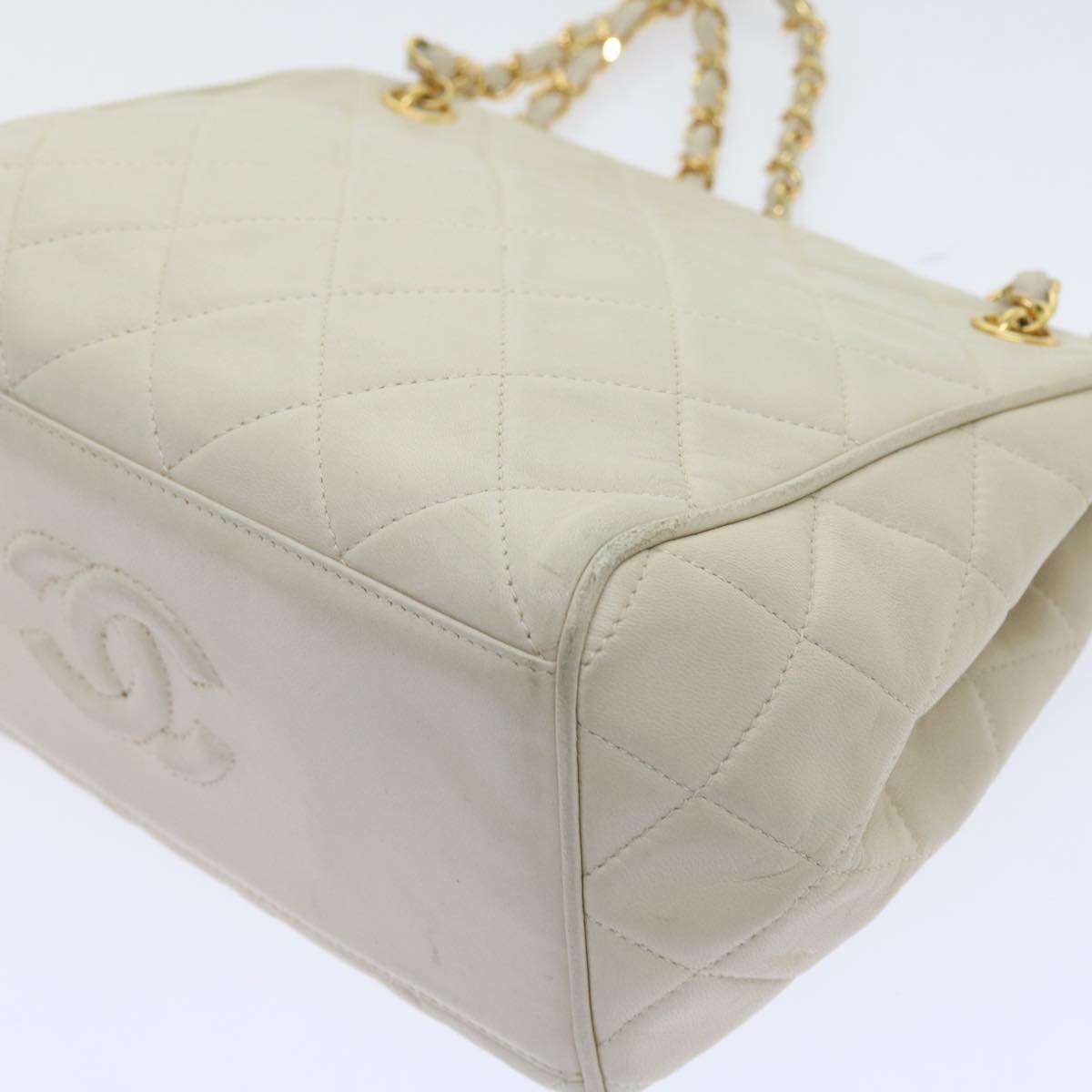 CHANEL Matelasse Chain Shoulder Bag Lamb Skin Beige CC Auth bs9148