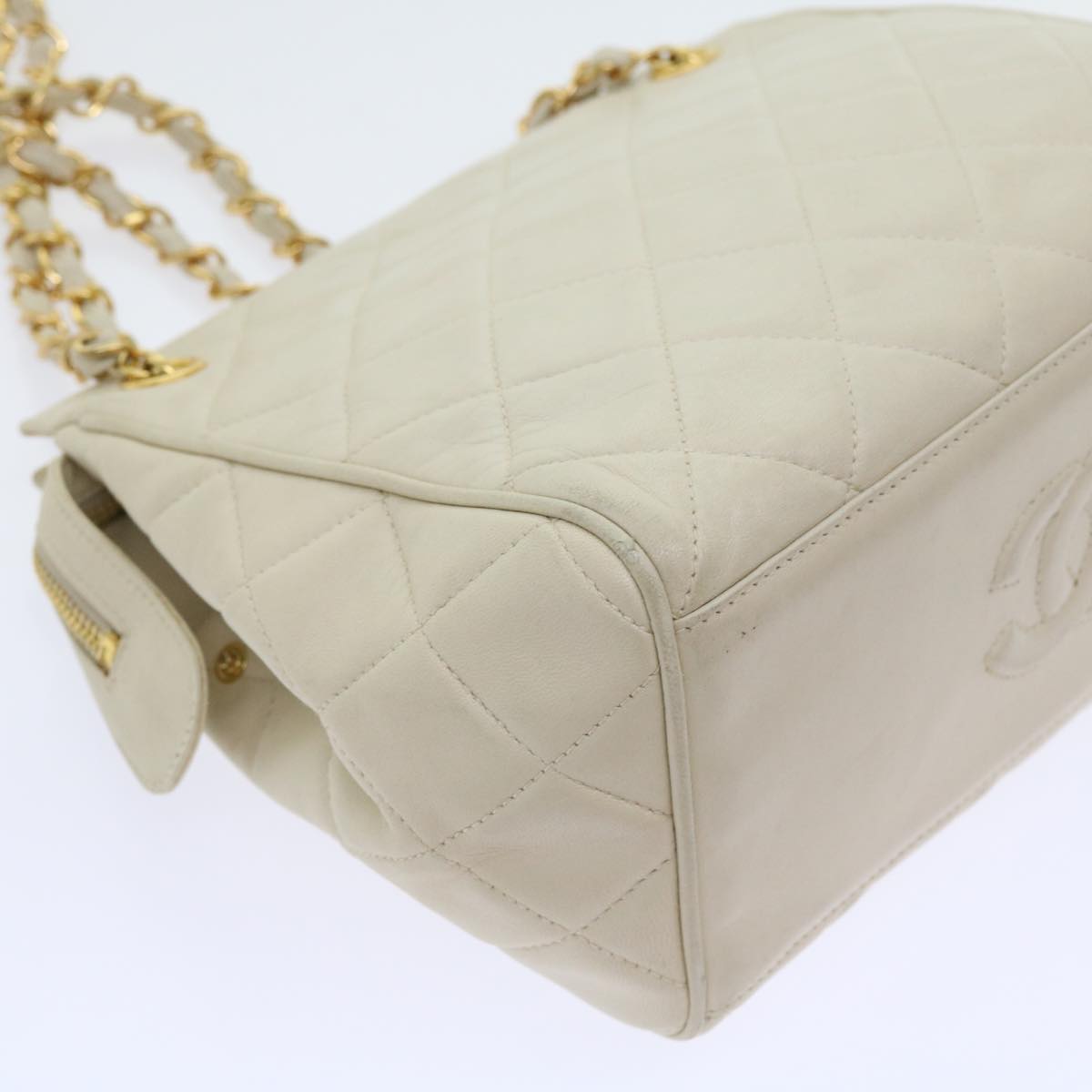 CHANEL Matelasse Chain Shoulder Bag Lamb Skin Beige CC Auth bs9148