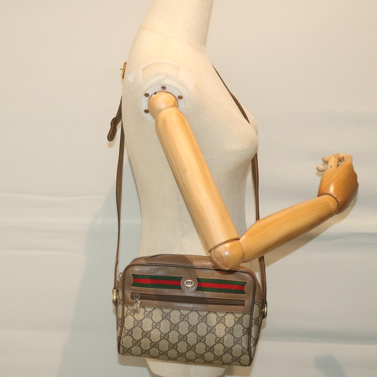 GUCCI GG Supreme Web Sherry Line Shoulder Bag Beige Red 56 02 087 Auth bs9230