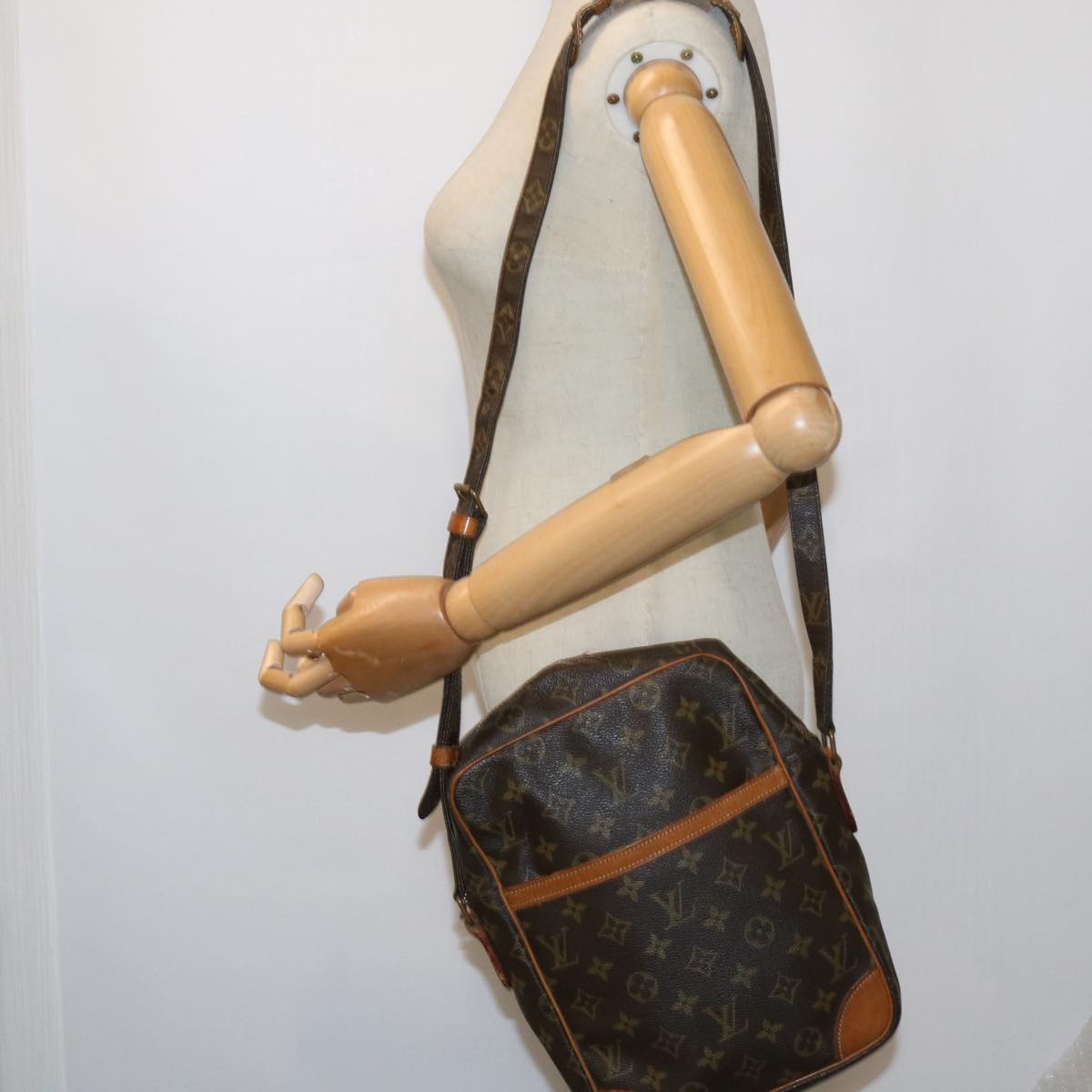 LOUIS VUITTON Monogram Danube MM Shoulder Bag M45264 LV Auth bs9419