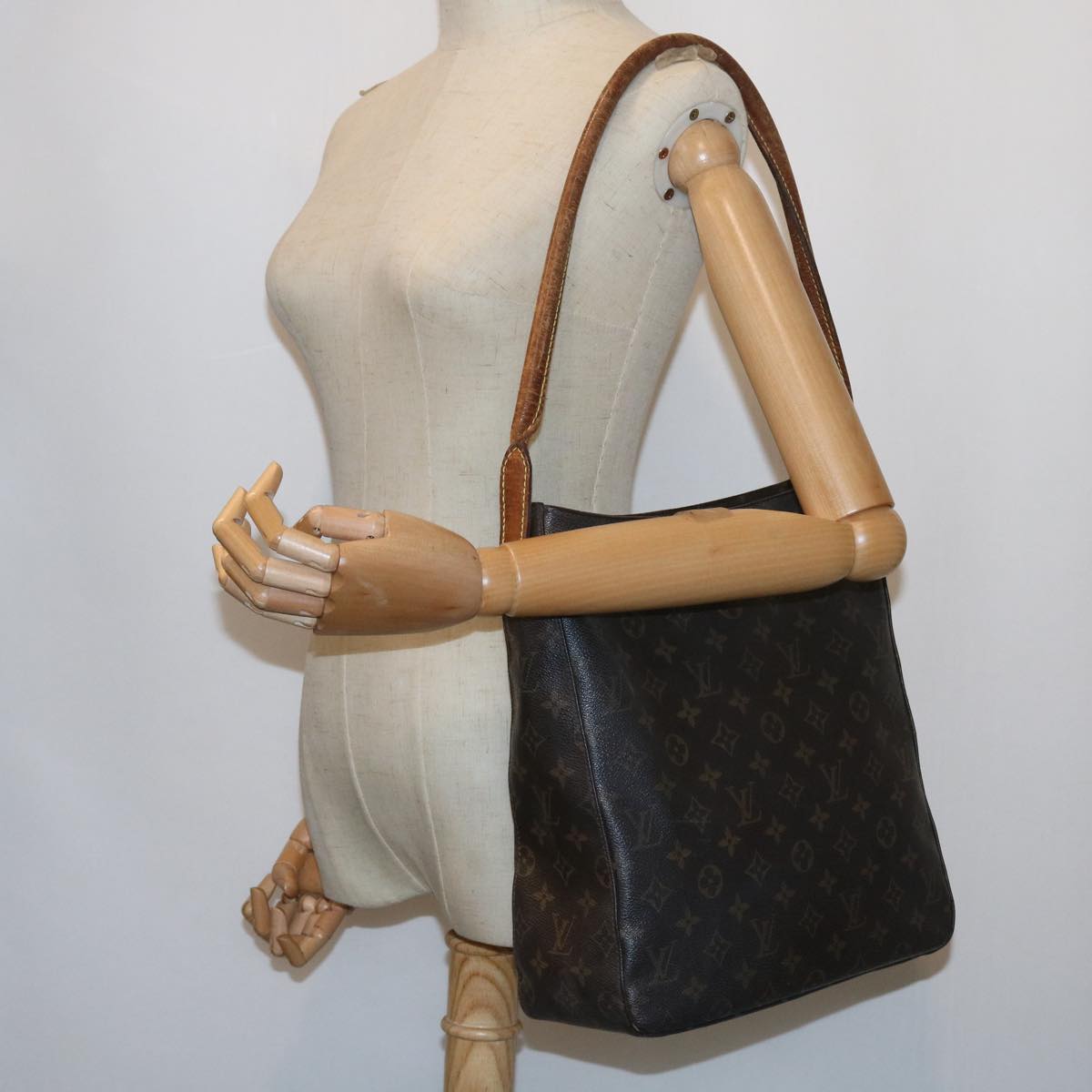 LOUIS VUITTON Monogram Looping GM Shoulder Bag M51145 LV Auth bs9521