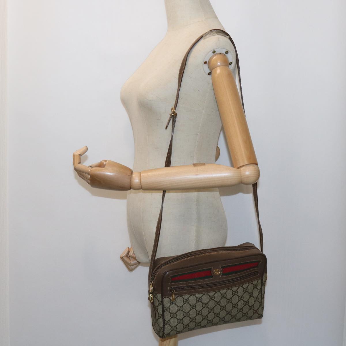 GUCCI GG Supreme Web Sherry Line Shoulder Bag Beige 001 56 6472 4023 Auth bs9679