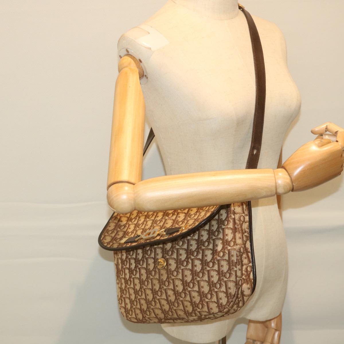 Christian Dior Trotter Canvas Shoulder Bag Brown Auth bs9843