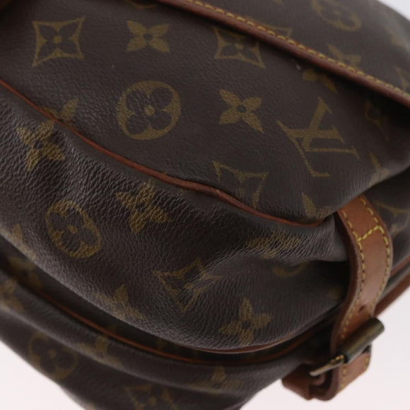 LOUIS VUITTON Monogram Saumur 30 Shoulder Bag M42256 LV Auth BSZ049
