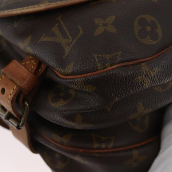 LOUIS VUITTON Monogram Saumur 30 Shoulder Bag M42256 LV Auth BSZ049