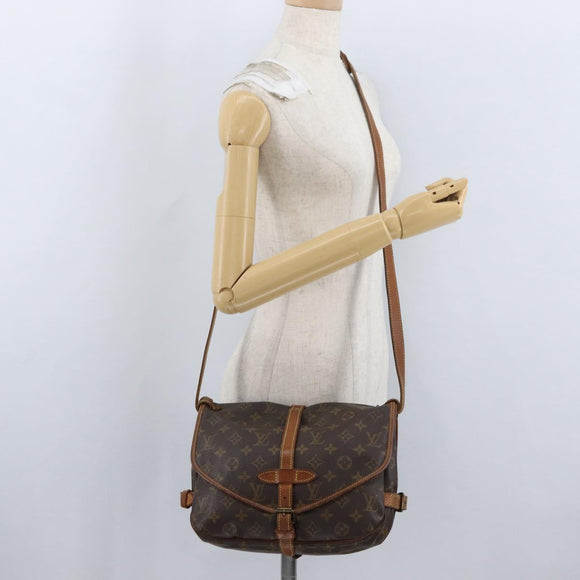 LOUIS VUITTON Monogram Saumur 30 Shoulder Bag M42256 LV Auth BSZ049
