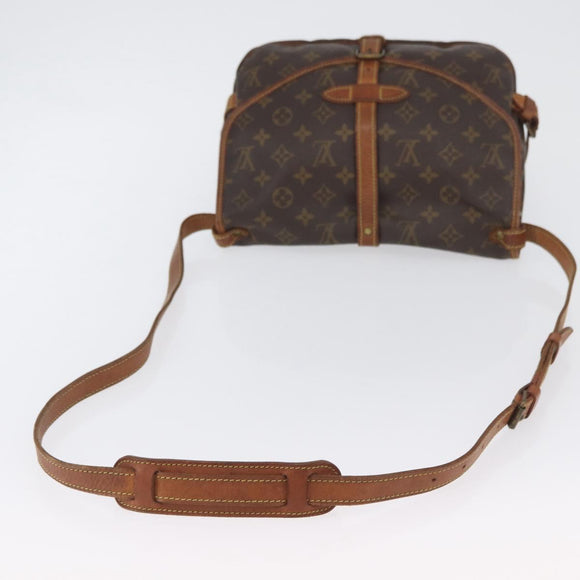 LOUIS VUITTON Monogram Saumur 30 Shoulder Bag M42256 LV Auth BSZ049