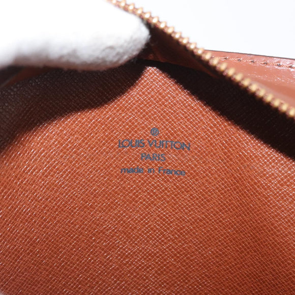 LOUIS VUITTON Monogram Pochette Homme Clutch Bag M51795 LV Auth BSZ122