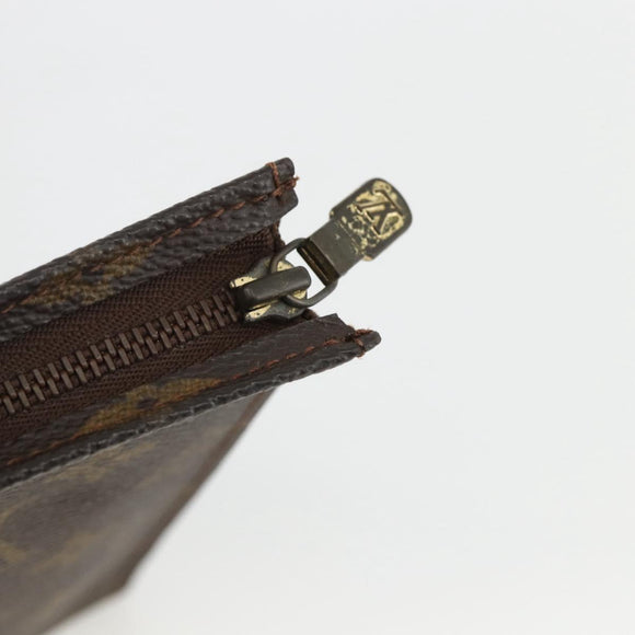 LOUIS VUITTON Monogram Pochette Toilette 26 Kulturbeutel M47542 LV Auth BSZ158