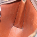 LOUIS VUITTON Monogram Pochette Toilette 26 Kulturbeutel M47542 LV Auth BSZ158-11
