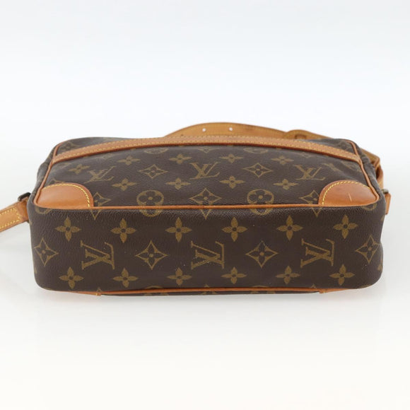 LOUIS VUITTON Monogram Trocadero 27 Umhängetasche M51274 LV Auth BSZ250