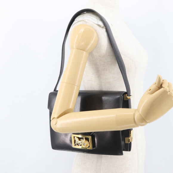 CELINE Schoudertas met paardenkoets Leer Zwart Goud Auth BSZ366