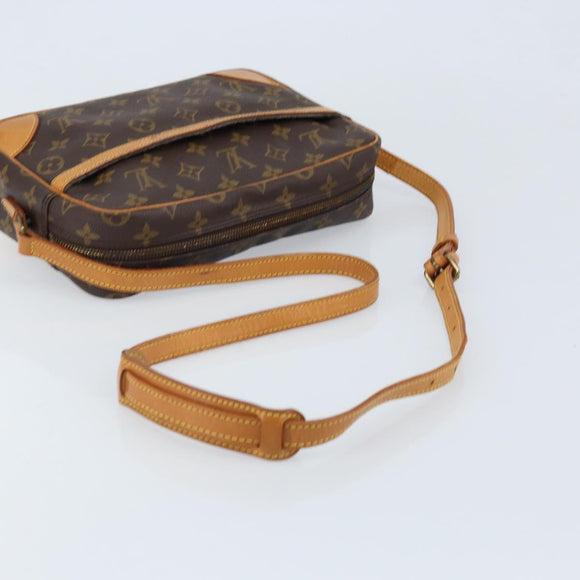 LOUIS VUITTON Monogram Trocadero 27 Shoulder Bag M51274 LV Auth BSZ473
