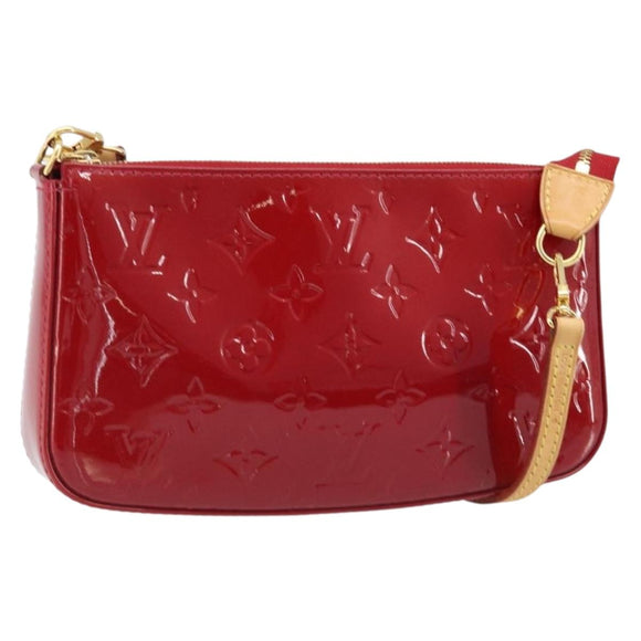 LOUIS VUITTON Vernis Pochette Accessoires Pouch Pomme D'amour M91577 Auth BSZ522