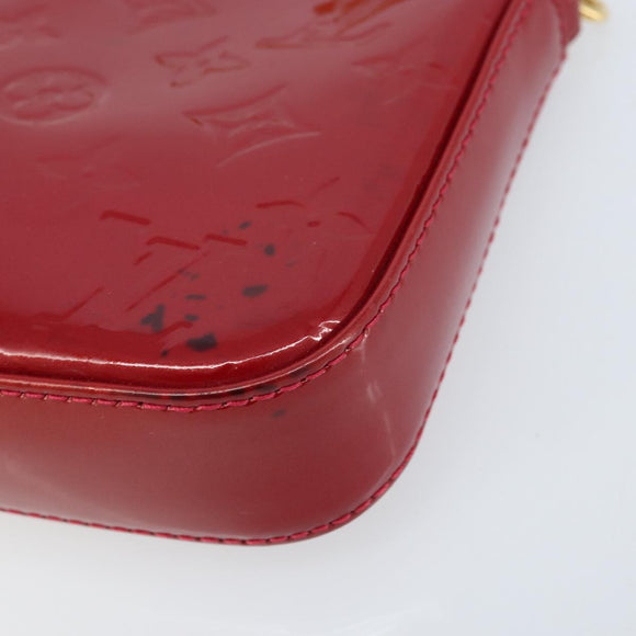 LOUIS VUITTON Vernis Pochette Accessoires Pouch Pomme D'amour M91577 Auth BSZ522