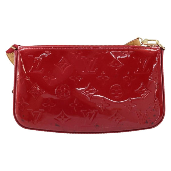 LOUIS VUITTON Vernis Pochette Accessoires Pouch Pomme D'amour M91577 Auth BSZ522