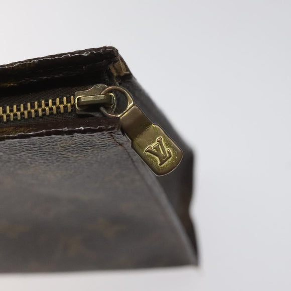 LOUIS VUITTON Monogram Poche Toilette 26 Pouch M47542 LV Auth EC669