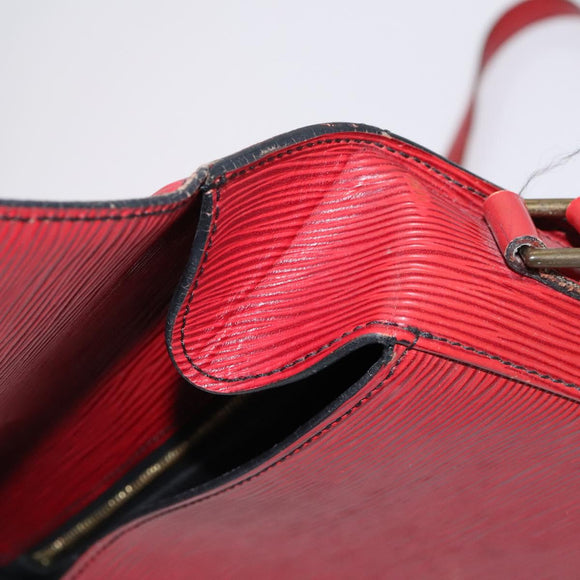 LOUIS VUITTON Epi Saint Cloud GM Shoulder Bag Red M52197 LV Auth EC990