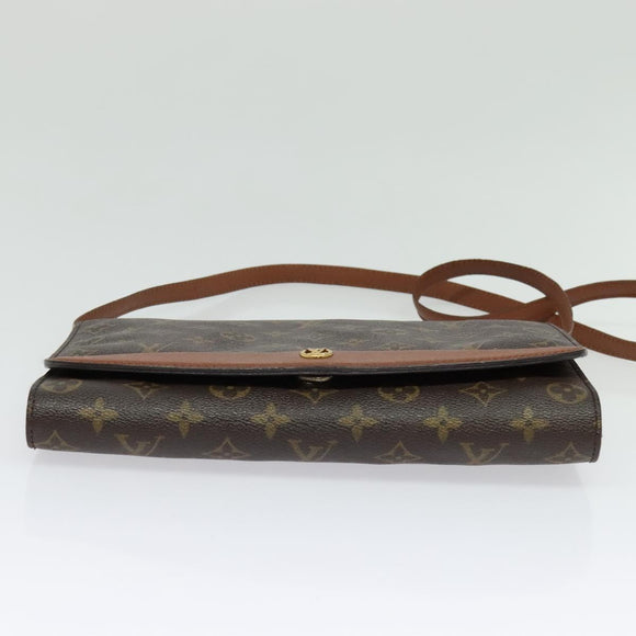LOUIS VUITTON Monogram Bordeaux 27 Shoulder Bag M51797 LV Auth ep10041