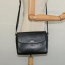 Burberrys Shoulder Bag Leather Gold Black Auth ep10528-21