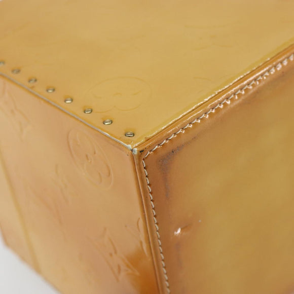 LOUIS VUITTON Monogram Vernis Bleecker Cosmetic Pouch Beige M91002 Auth ep11427