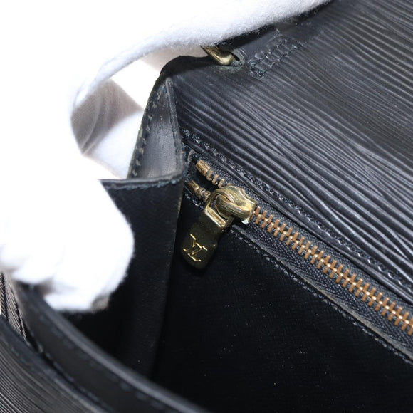 LOUIS VUITTON Epi Serie Dragonne Clutch Bag Black Noir M52612 LV Auth ep12225