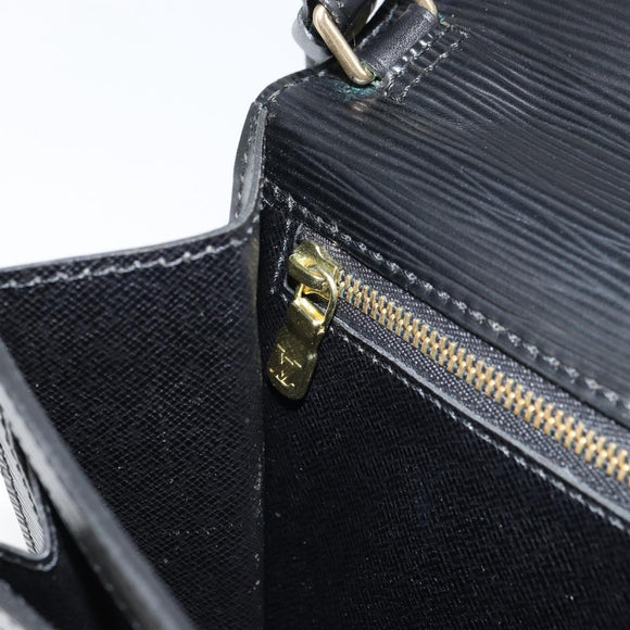 LOUIS VUITTON Epi Serie Dragonne Clutch Bag Black Noir M52612 LV Auth ep12293