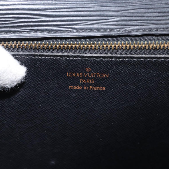LOUIS VUITTON Epi Serie Dragonne Clutch Bag Black Noir M52612 LV Auth ep12420