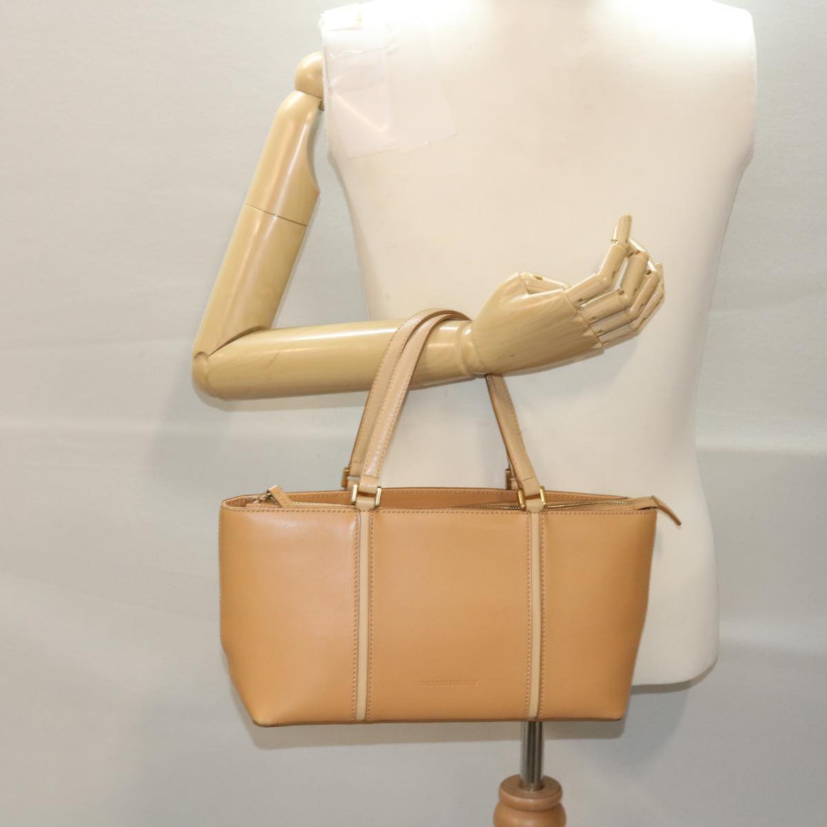 BURBERRY Hand Bag Leather Beige Auth ep1293