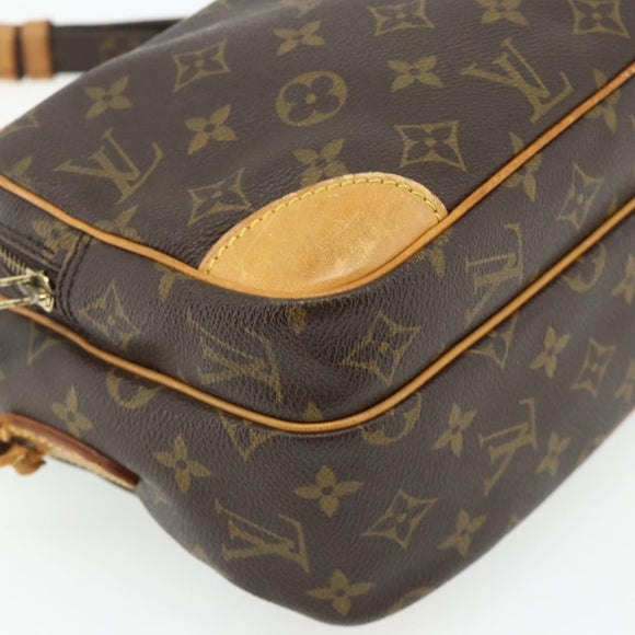 LOUIS VUITTON Monogram Nile Schoudertas M45244 LV Auth ep13302