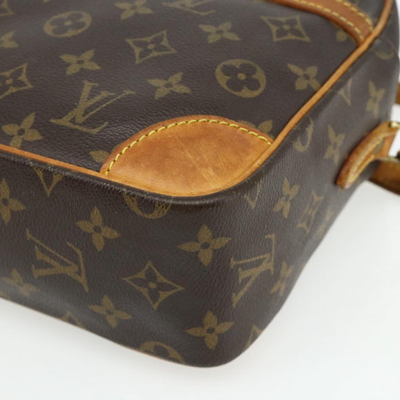 LOUIS VUITTON Monogram Trocadero 30 Shoulder Bag M51272 LV Auth ep14215