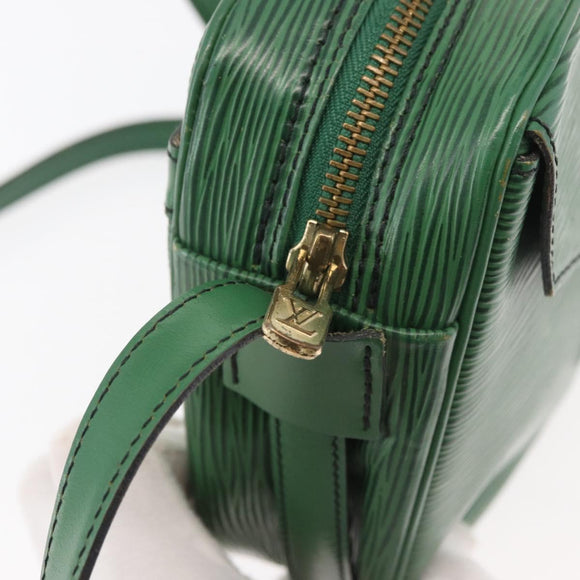 LOUIS VUITTON Epi Jeune Fille MM Shoulder Bag Green M52154 LV Auth ep14448