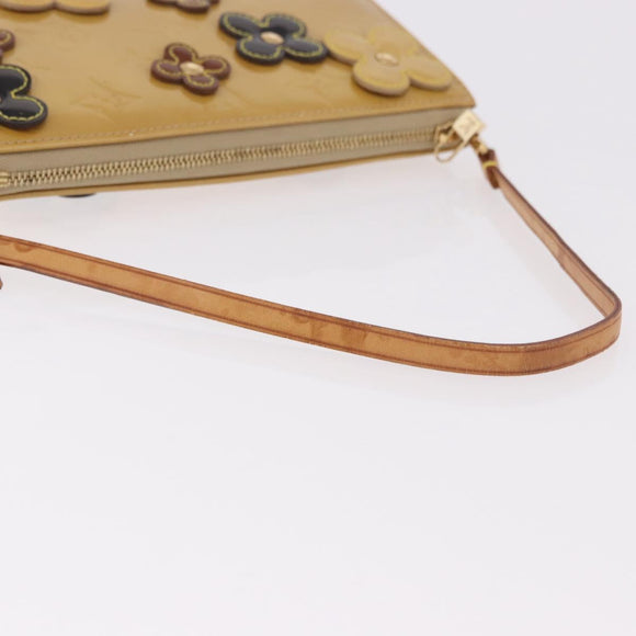 LOUIS VUITTON Vernis Lexington Accessory Pouch Flower Beige M92246 Auth ep14787