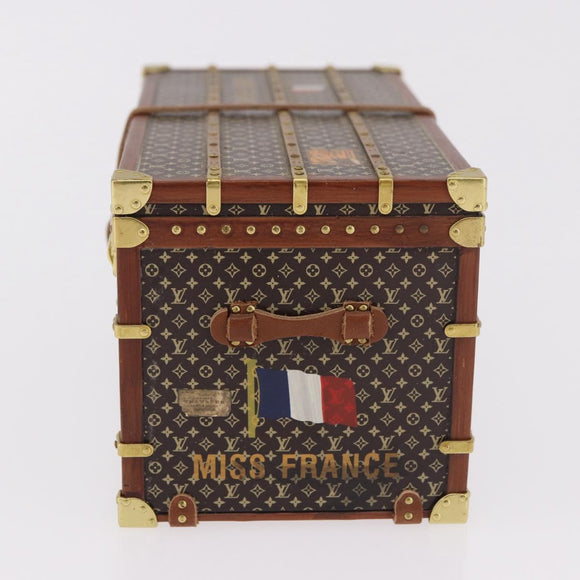 LOUIS VUITTON Miss France Paper Weight Brown M99408 LV Auth ep14897A