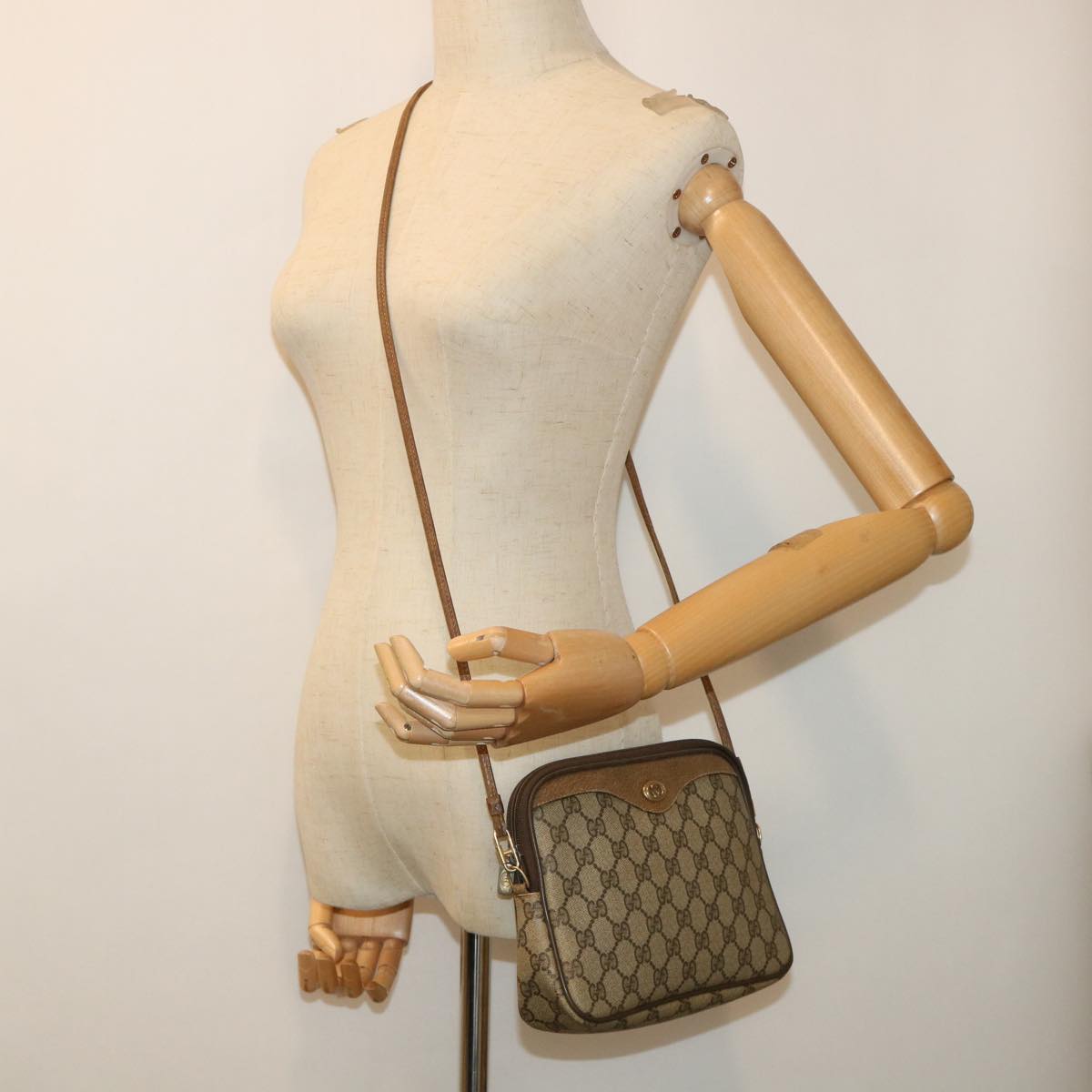 GUCCI GG Canvas Shoulder Bag PVC Leather Beige 97 02 068 Auth ep1569