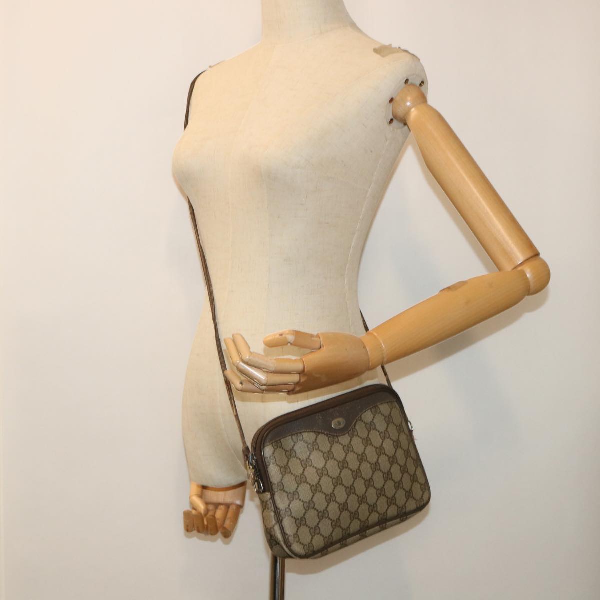 GUCCI GG Canvas Shoulder Bag PVC Leather Beige 97 02 068 Auth ep1573