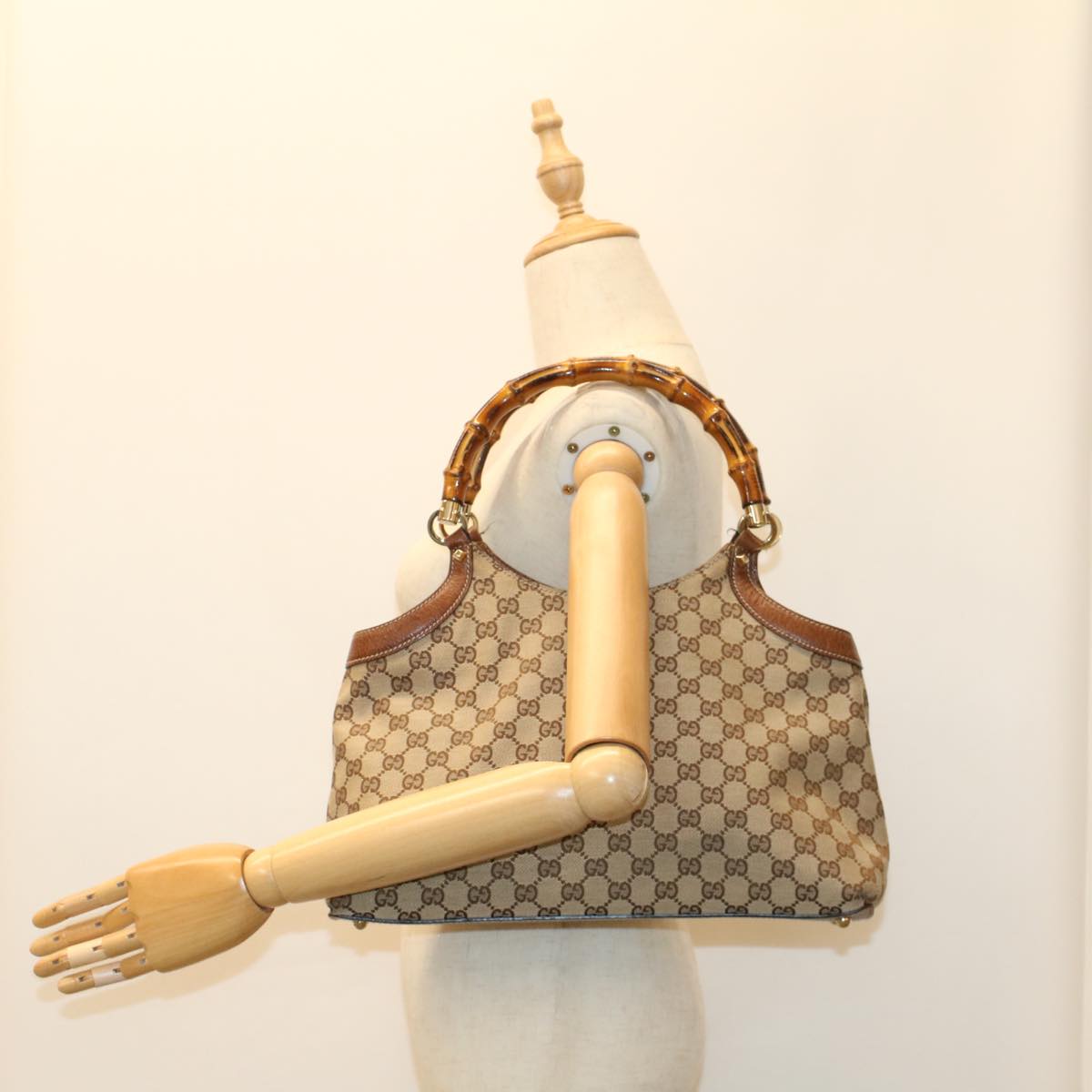 GUCCI GG Canvas Bamboo Hand Bag Beige 137395 Auth ep1585