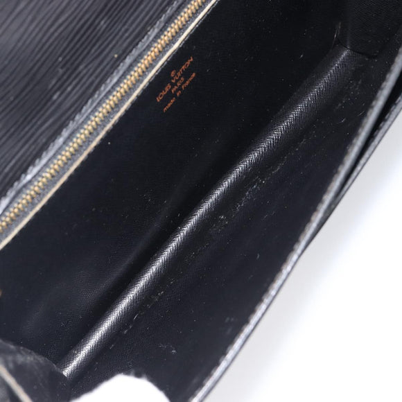 LOUIS VUITTON Epi Serie Dragonne Clutch Bag Black Noir M52612 LV Auth ep16412