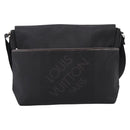 LOUIS VUITTON Damier Geant Petite Message Bag Black M93618 LV Auth ep16537-2
