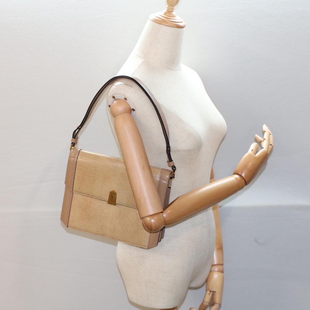 SAINT LAURENT Shoulder Bag Leather Beige Auth ep1675
