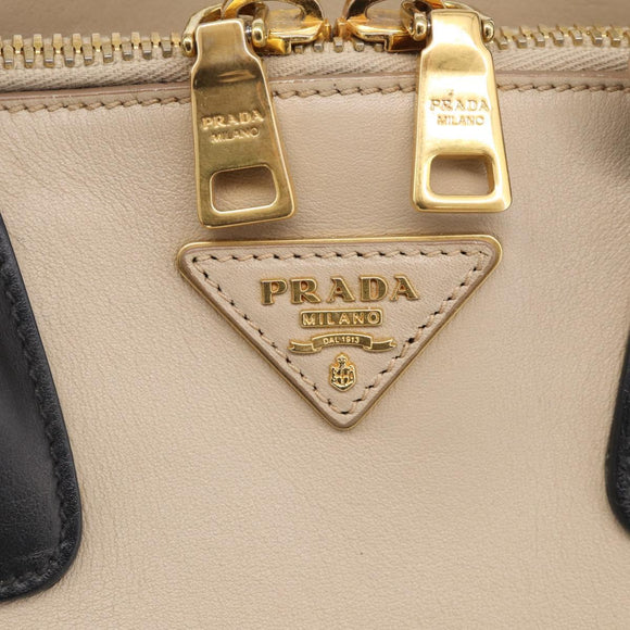 PRADA Hand Bag Leather 2way Beige Gold Auth ep17149V