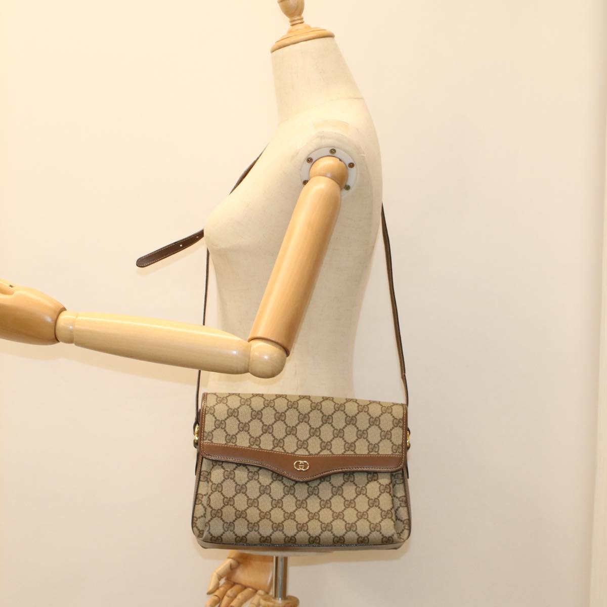 GUCCI GG Canvas Shoulder Bag PVC Leather Beige 001 113 6165 Auth ep1762