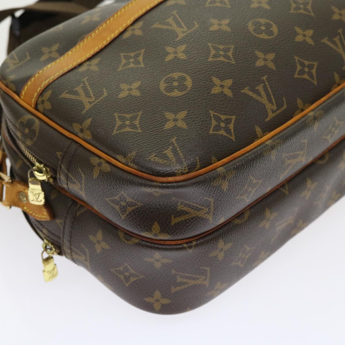 LOUIS VUITTON Monogram Reporter PM Shoulder Bag M45254 LV Auth ep1857