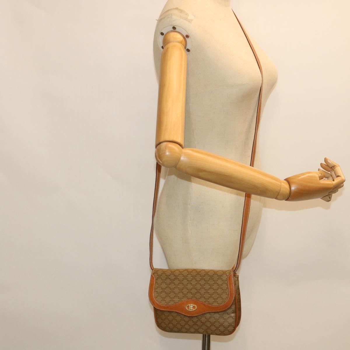 CELINE Macadam Canvas Shoulder Bag Beige Auth ep1877