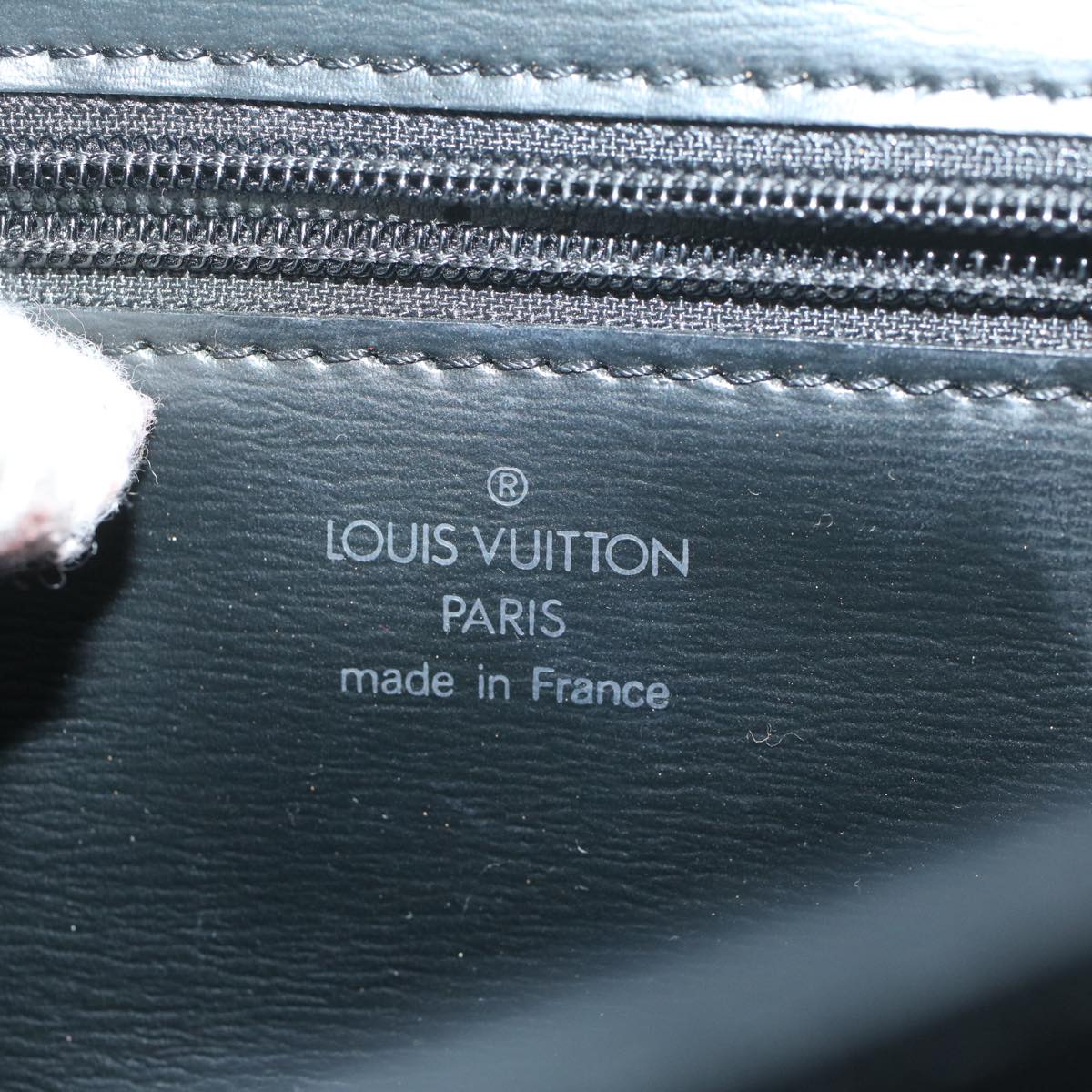 LOUIS VUITTON Epi Pochette Arche Shoulder Bag Black Noir M52572 LV Auth ep2011