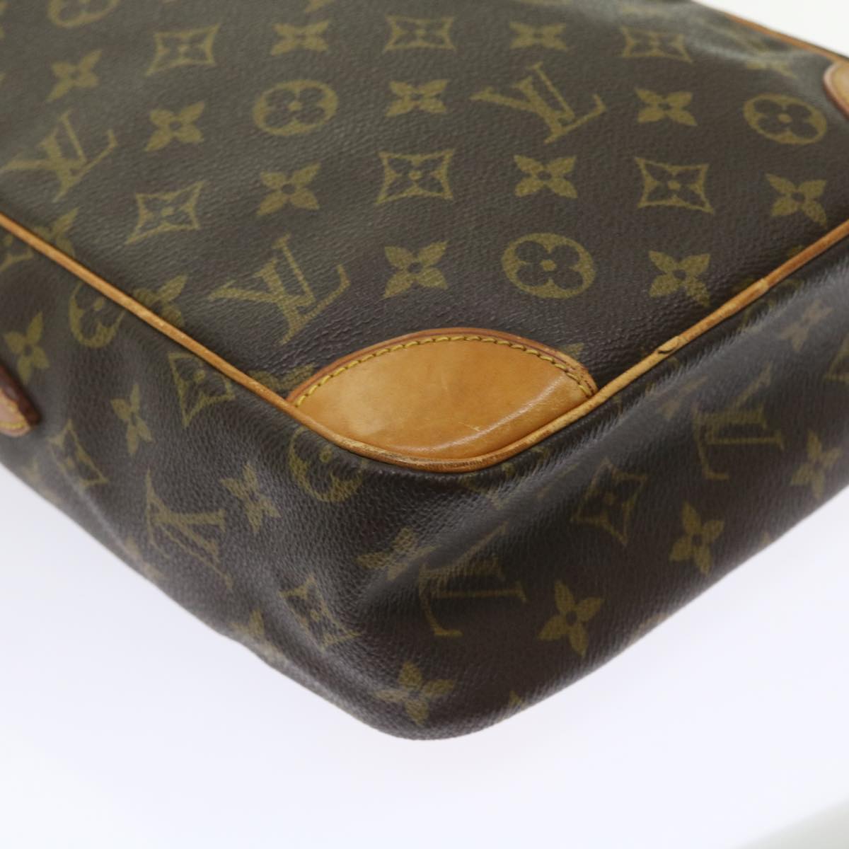 LOUIS VUITTON Monogram Danube MM Shoulder Bag M45264 LV Auth ep2127