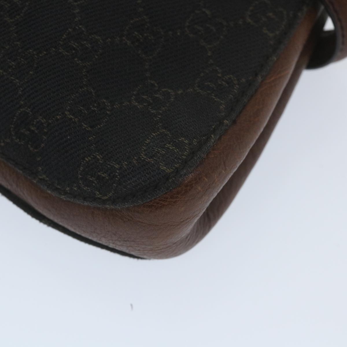 GUCCI GG Canvas Shoulder Bag Brown 101345 Auth ep2216